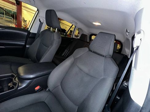Used 2020 Toyota RAV4 LE w/ All Weather Liner Package AWD/4WD image 12