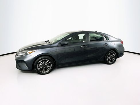 Used 2024 Kia Forte LXS image 4