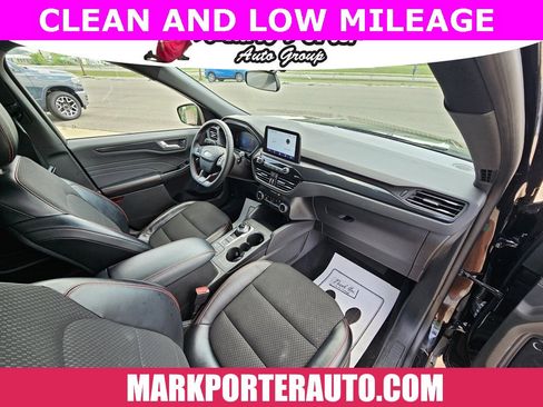 Used 2024 Ford Escape ST-Line image 25