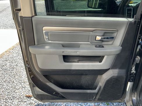Used 2018 RAM 1500 Big Horn AWD/4WD image 16
