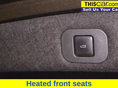 Used 2017 Lincoln Continental Select image 24