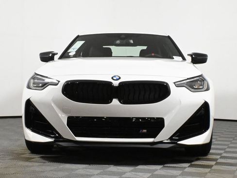 Used 2025 BMW M240i xDrive Coupe w/ Premium Package image 10