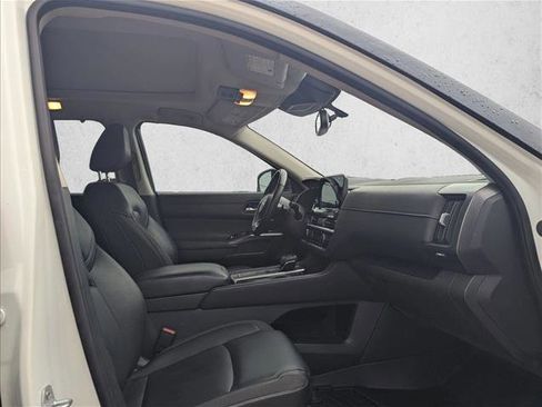 Used 2022 Nissan Pathfinder SL w/ SL Premium Package FWD image 15