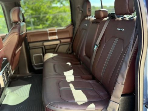 Used 2016 Ford F150 Platinum w/ Equipment Group 701A Luxury AWD/4WD image 11