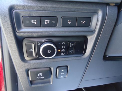 Used 2023 Ford F150 Lariat w/ Equipment Group 502A High AWD/4WD image 21