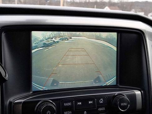 Used 2018 Chevrolet Silverado 1500 LT image 17