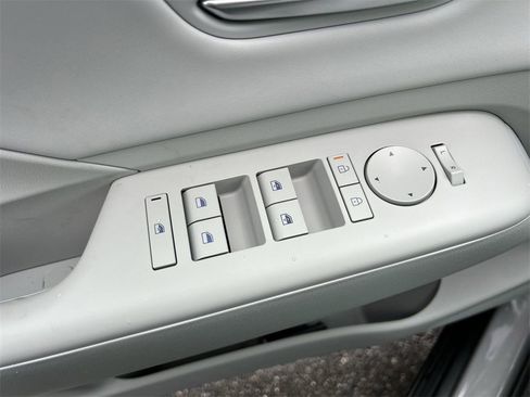 New 2026 Hyundai Kona SEL Premium image 21