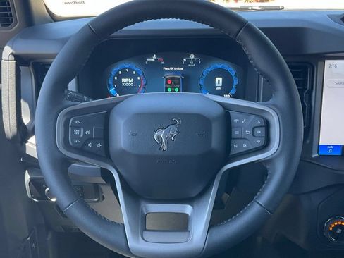 Used 2026 Ford Bronco Badlands AWD/4WD image 49
