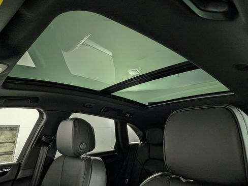 New 2026 Porsche Macan AWD/4WD image 30