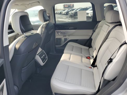 New 2026 Lincoln Nautilus Reserve image 28