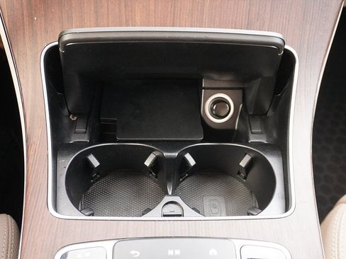 Used 2021 Mercedes-Benz GLC 300 4MATIC image 54