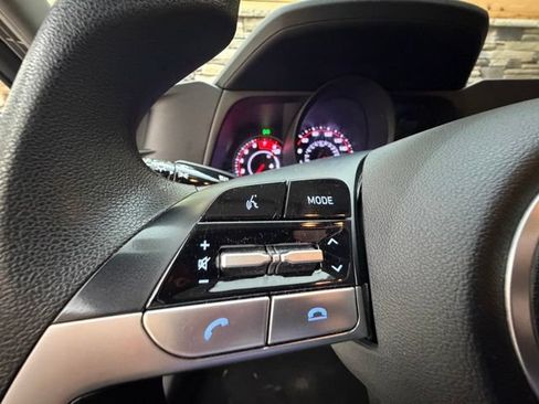 Certified 2023 Hyundai Elantra SEL FWD image 21