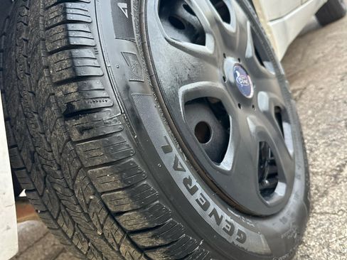 Used 2005 Ford Focus SE image 12