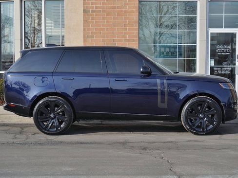Used 2023 Land Rover Range Rover SE image 7