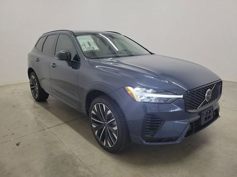 New 2026 Volvo XC60 T8 Ultra w/ Protection Package Premier AWD/4WD image 4
