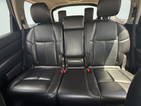 Used 2014 Nissan Pathfinder SL w/ SL Tech Package AWD/4WD image 32