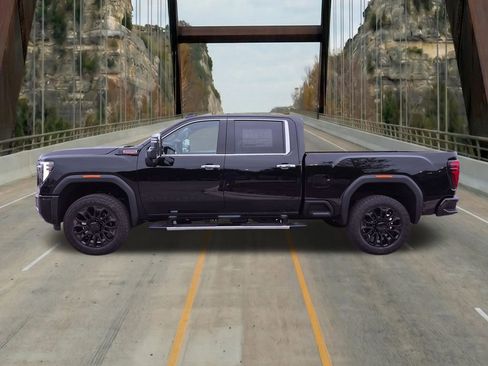 New 2026 GMC Sierra 2500 Denali w/ Denali Reserve Package AWD/4WD image 5
