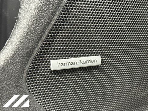 Used 2019 Subaru Outback 2.5i Limited w/ Protection Package #1 image 22