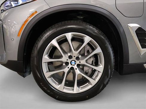 New 2026 BMW X5 xDrive50e AWD/4WD image 10