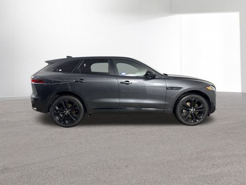 Used 2024 Jaguar F-PACE R-Dynamic S image 35