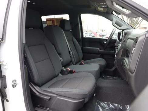 Used 2019 Chevrolet Silverado 1500 Custom image 26