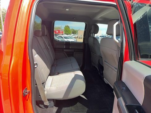 Used 2015 Ford F150 XLT w/ Equipment Group 301A Mid AWD/4WD image 19