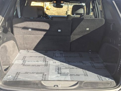 Used 2020 Jeep Grand Cherokee Laredo w/ 18" Wheel & 8.4" Radio Group image 31