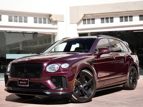 Used 2022 Bentley Bentayga image 14