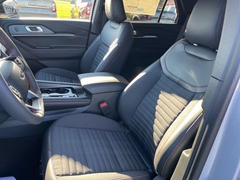 New 2026 Ford Explorer ST-Line w/ ST-Line Street Pack AWD/4WD image 17