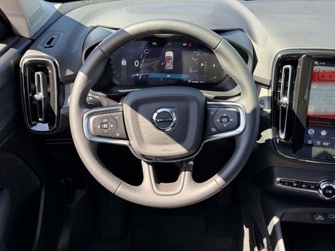 Certified 2026 Volvo XC40 B5 Plus w/ Protection Package Premier AWD/4WD image 12