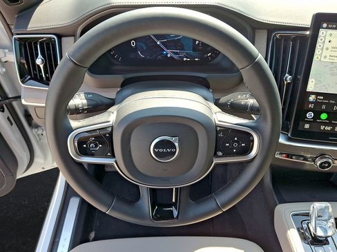 New 2026 Volvo XC90 B6 Core w/ Protection Package Premier AWD/4WD image 23