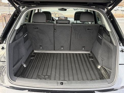 Used 2023 Audi Q5 2.0T Prestige image 4