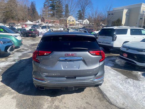 Used 2020 GMC Terrain Denali w/ Denali Premium Package image 6