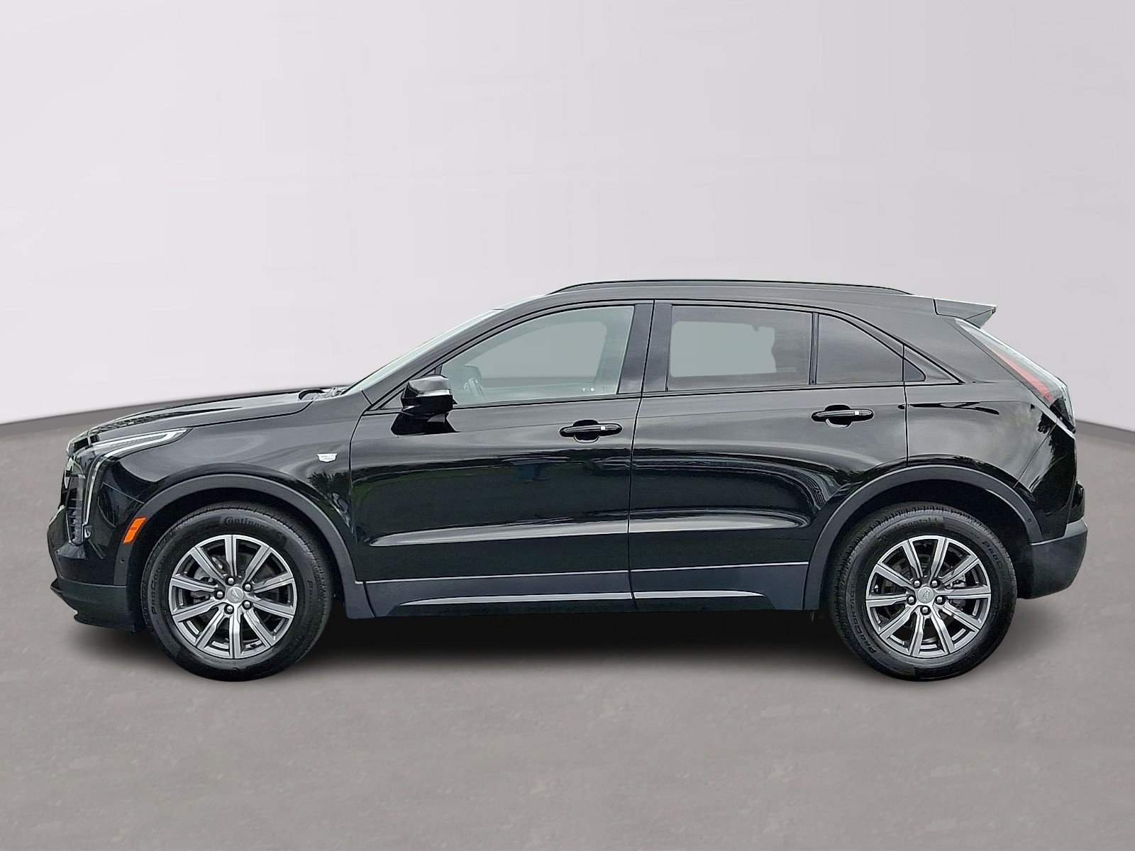 Used 2022 Cadillac XT4 Sport w/ Comfort Package AWD/4WD image 7