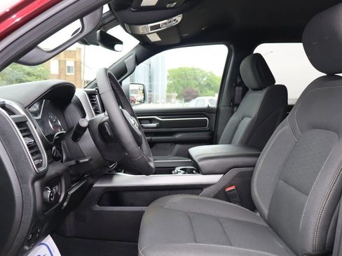 Used 2025 RAM 1500 Big Horn AWD/4WD image 5