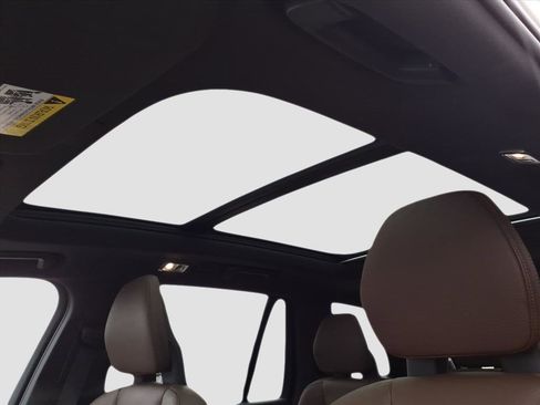 Used 2022 Volvo XC90 T6 Momentum image 18