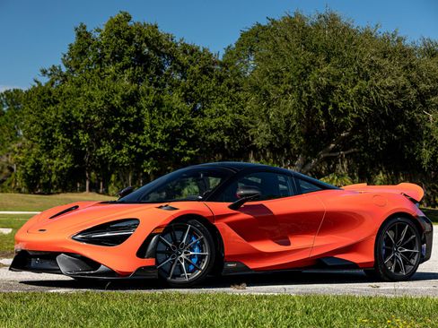 Used 2021 McLaren 765LT image 14
