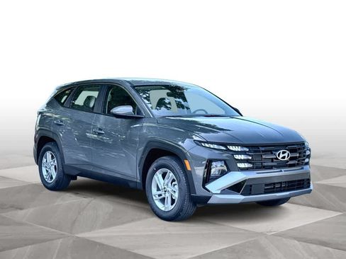 New 2026 Hyundai Tucson SE FWD image 2