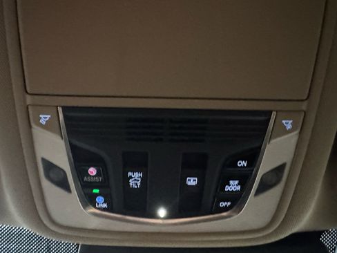 Used 2021 Acura RDX FWD image 17
