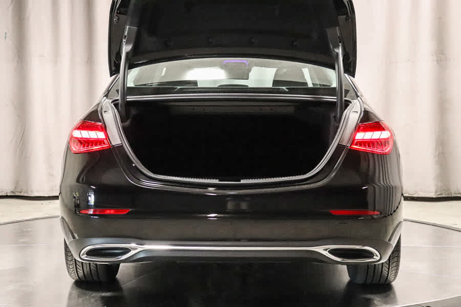 Used 2022 Mercedes-Benz C 300 Sedan image 28