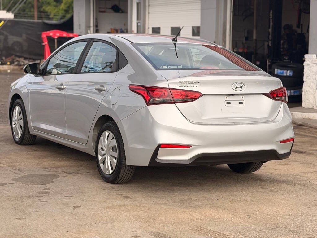 Used 2019 Hyundai Accent SE FWD image 8