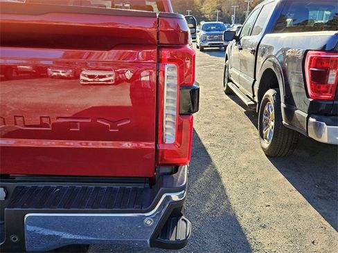 Used 2024 Ford F350 Lariat w/ Lariat Ultimate Package image 16