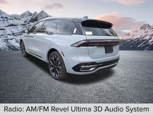 New 2026 Lincoln Nautilus Reserve image 5