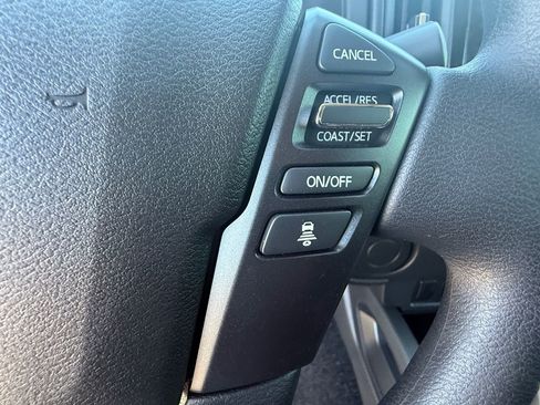 New 2026 Nissan Frontier S image 23