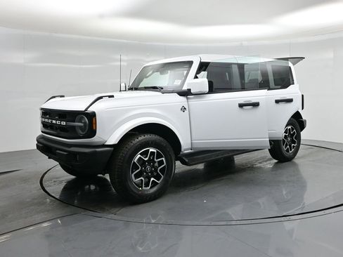 New 2026 Ford Bronco Outer Banks image 30