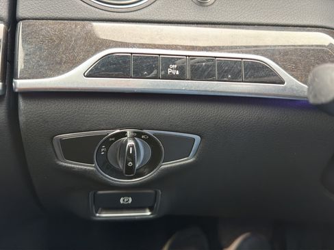 Used 2015 Mercedes-Benz S 550 4MATIC Sedan image 22