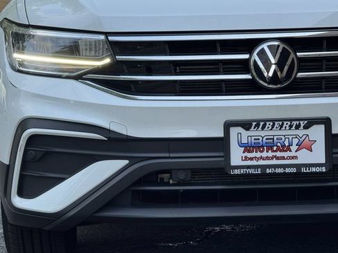 Used 2023 Volkswagen Tiguan SE AWD/4WD image 53