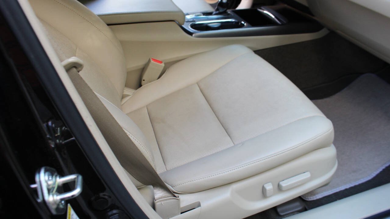 Used 2014 Acura RDX w/ Technology Package AWD/4WD image 34