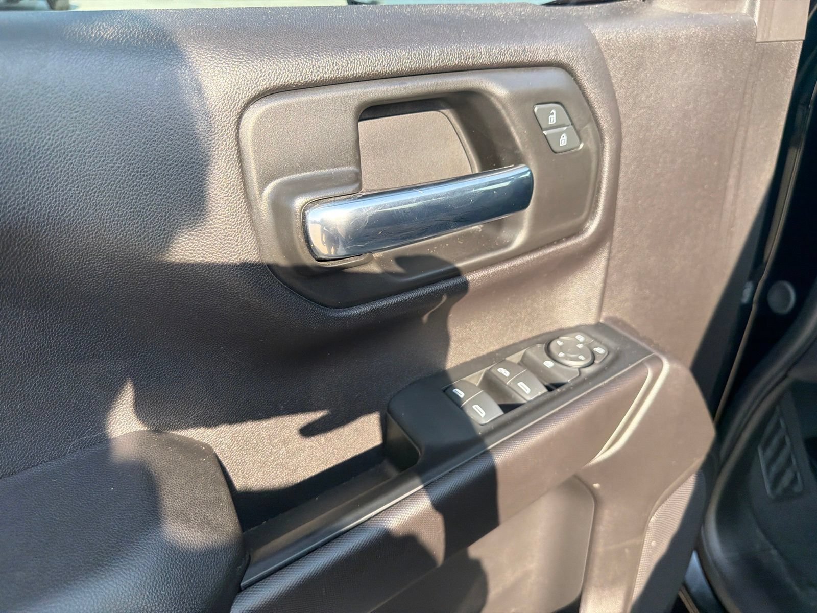 Used 2024 Chevrolet Silverado 1500 Custom RWD image 19