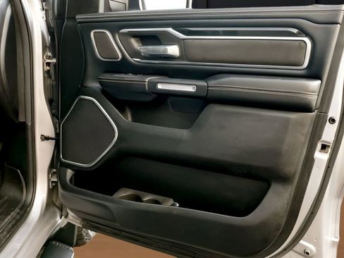 Used 2020 RAM 1500 Laramie AWD/4WD image 30